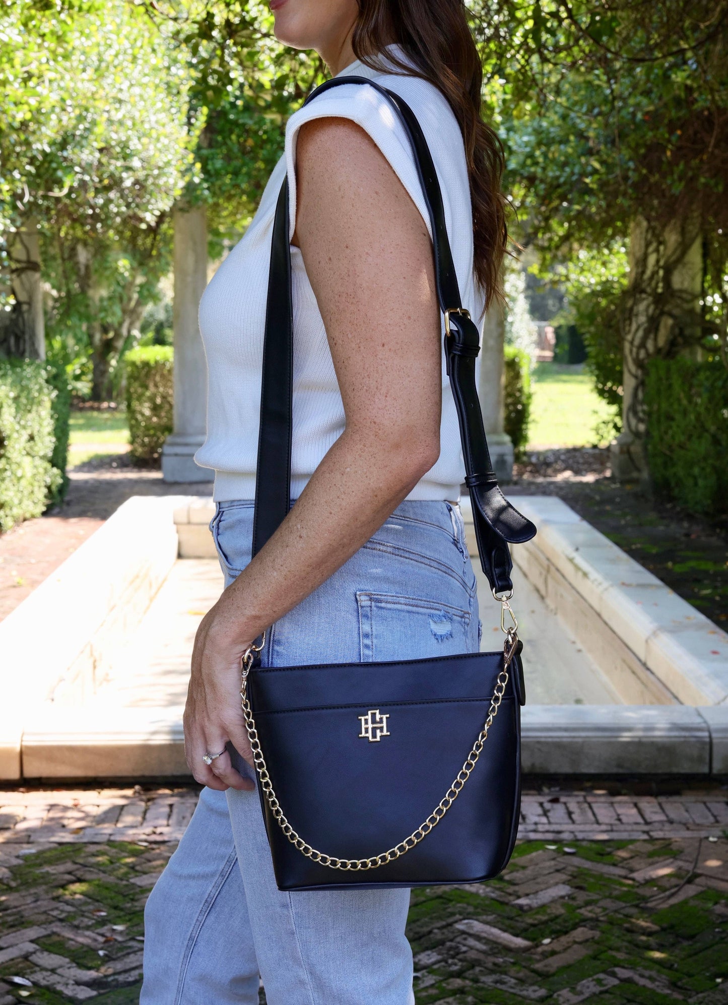 Brielle Bucket Bag BLACK