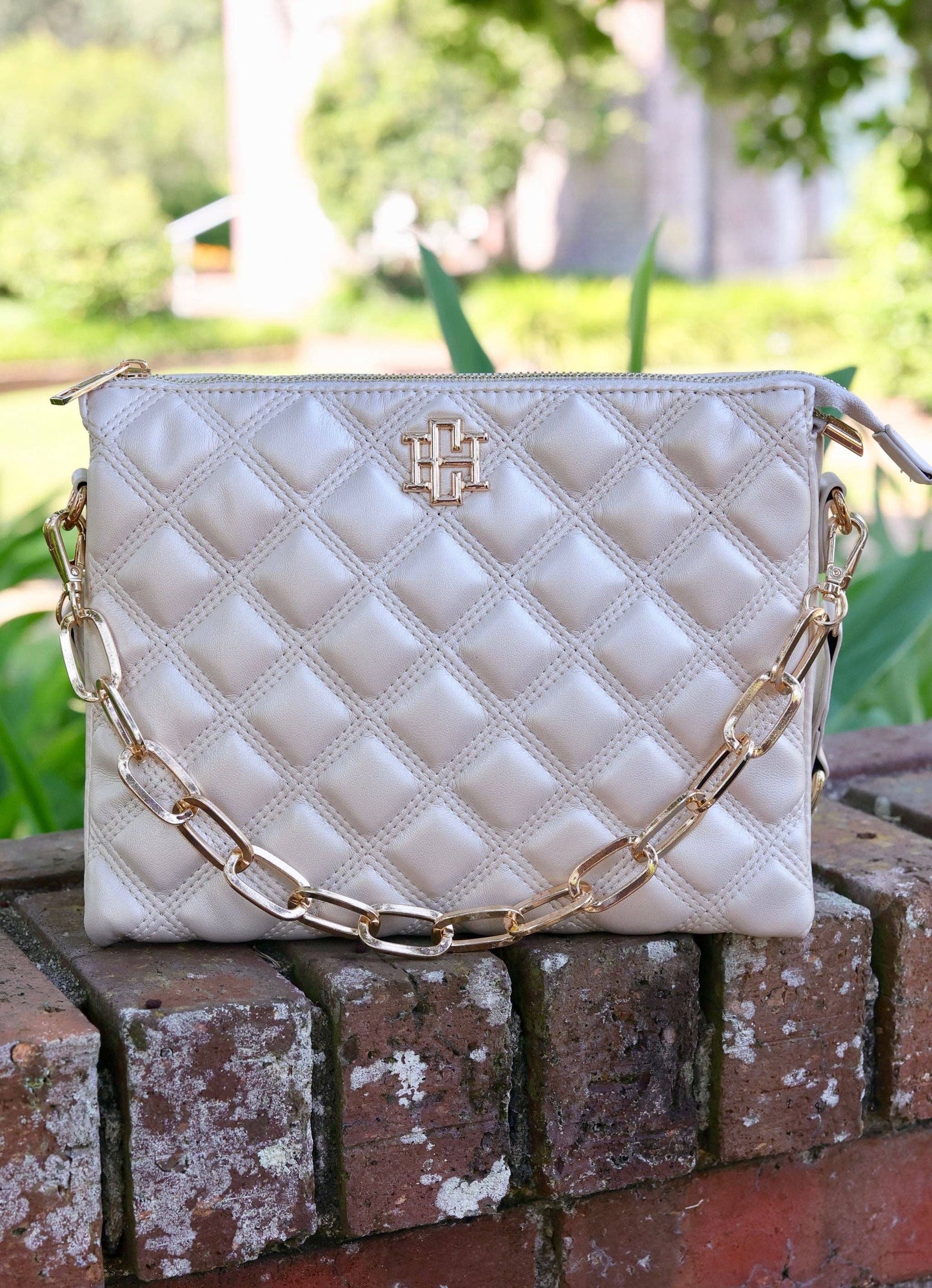 Ariana Crossbody Pearl Quilted