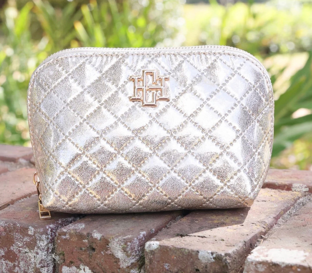 lbiza small pouch- champagne pop