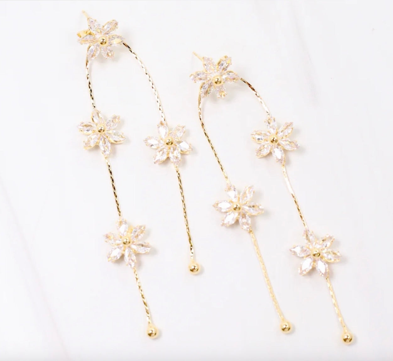 Chelsea showstopper earring