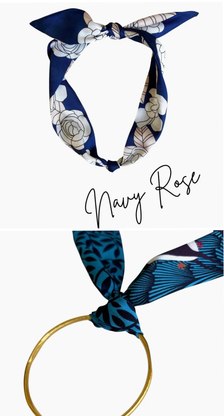 Hoopla scarf necklace-Navy rose