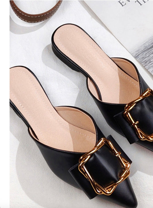 metal decor buckle pointed toe mule